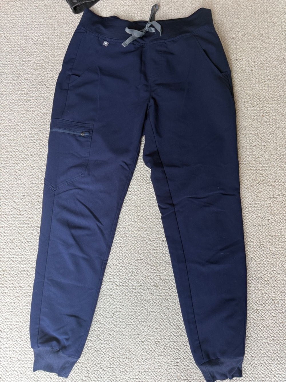 Figs women’s Navy Drawstring Jogger Pants